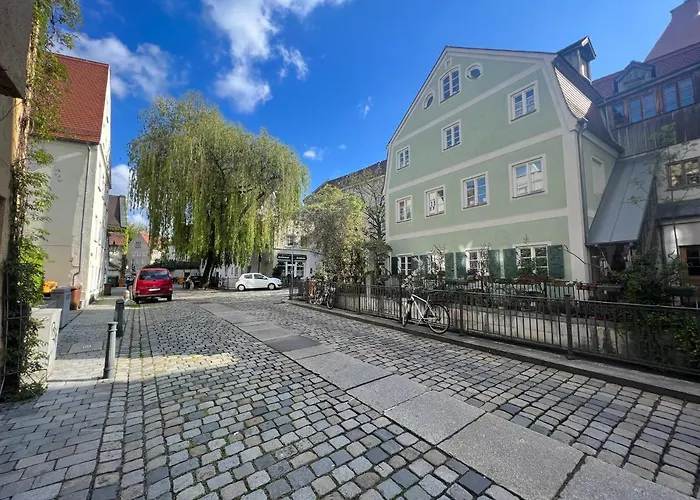 Liboria Ii Wohnen Im Denkmal Augsburgs * Аугсбург